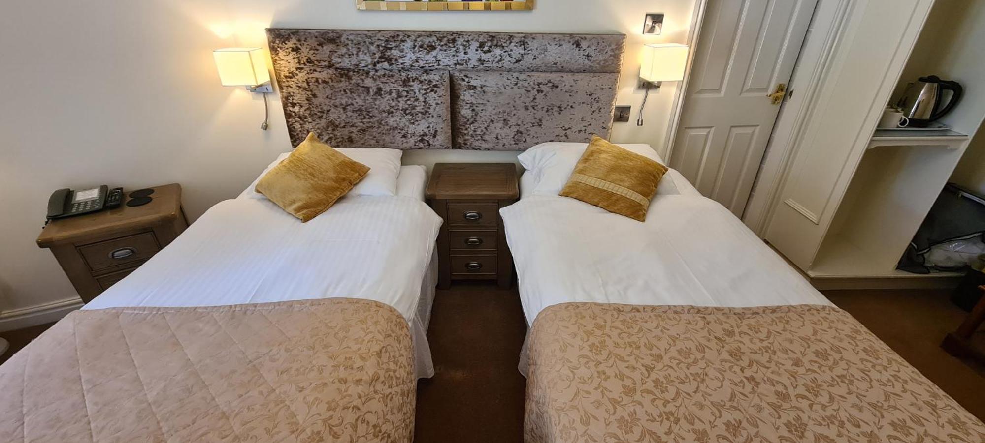 The Upper House 4*